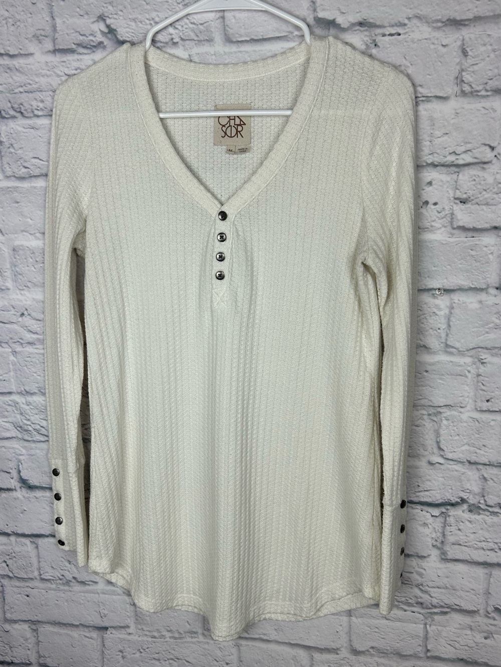 Chaser Cream Waffle Knit Henley Tunic Top Size M Button Cuff Long Sleeve